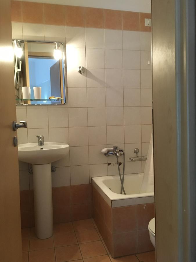 Hotel Orestion - Bike And Motorcycle Friendly Hotel Kastoria Buitenkant foto