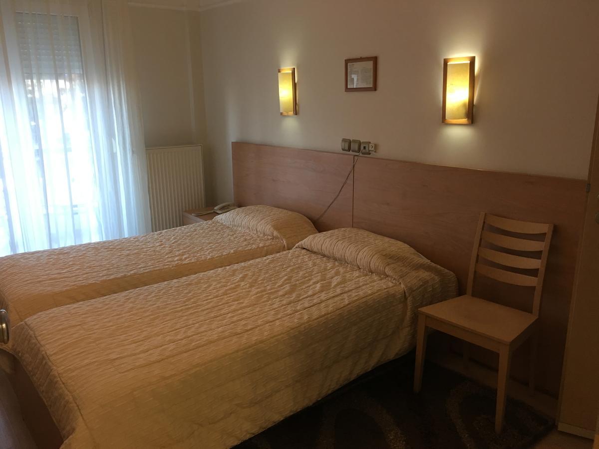 Hotel Orestion - Bike And Motorcycle Friendly Hotel Kastoria Buitenkant foto