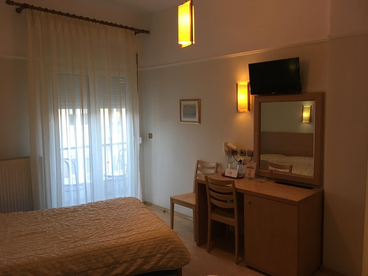 Hotel Orestion - Bike And Motorcycle Friendly Hotel Kastoria Buitenkant foto